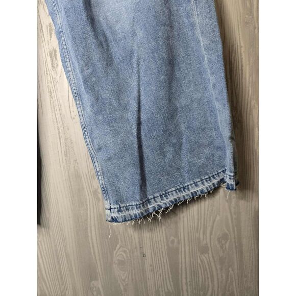 GAP Women’s Wide Leg Distressed Jeans NWT Size 14 Baggy Light Wash Raw Hem - Picture 6 of 8